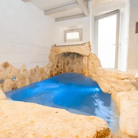 Kame بولينيانو آ ماري